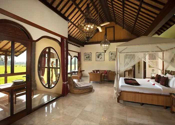 Green Field Hotel And Restaurant